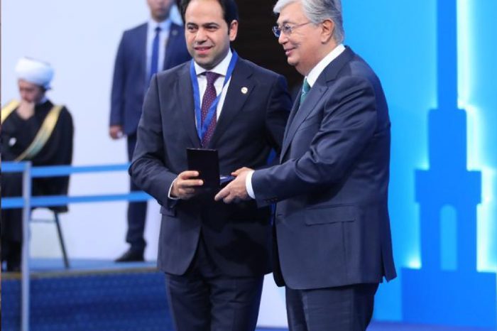 President of Kazakhstan presents Astana Medal to Secretary-General of the Muslim Council of Elders